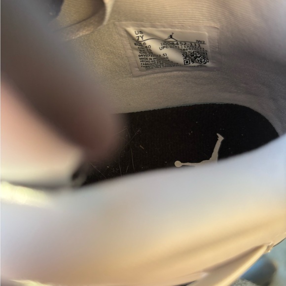 Air Jordan 4 Military Black - Picture 5 of 10